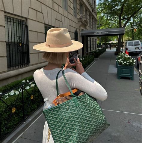 goyard bag street style